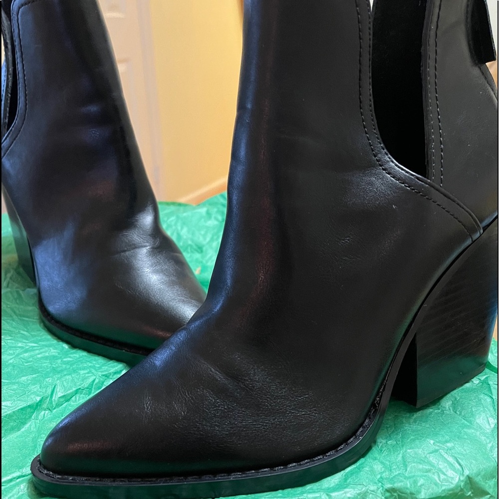 Women boots